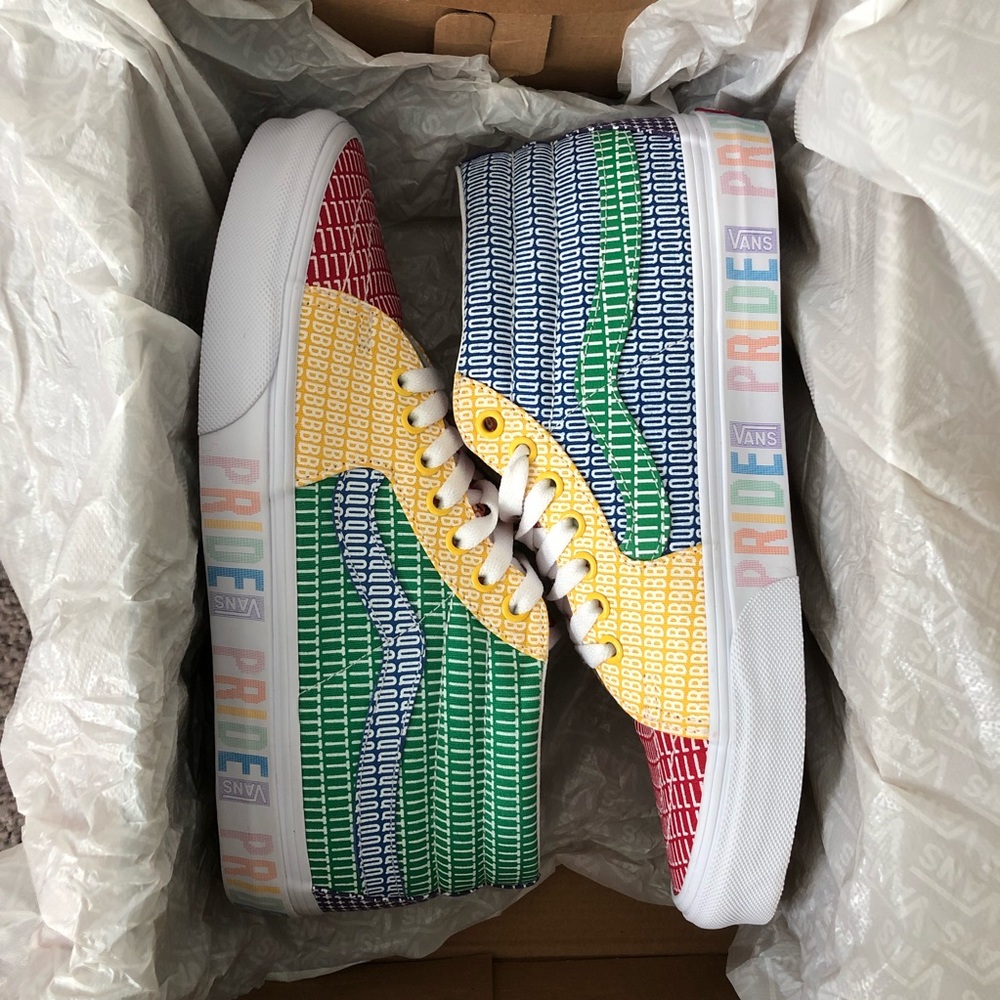 Vans SK8- Mid Pride Skateboarding Shoes Men's Multiple Sizes - Picture 8 of 8